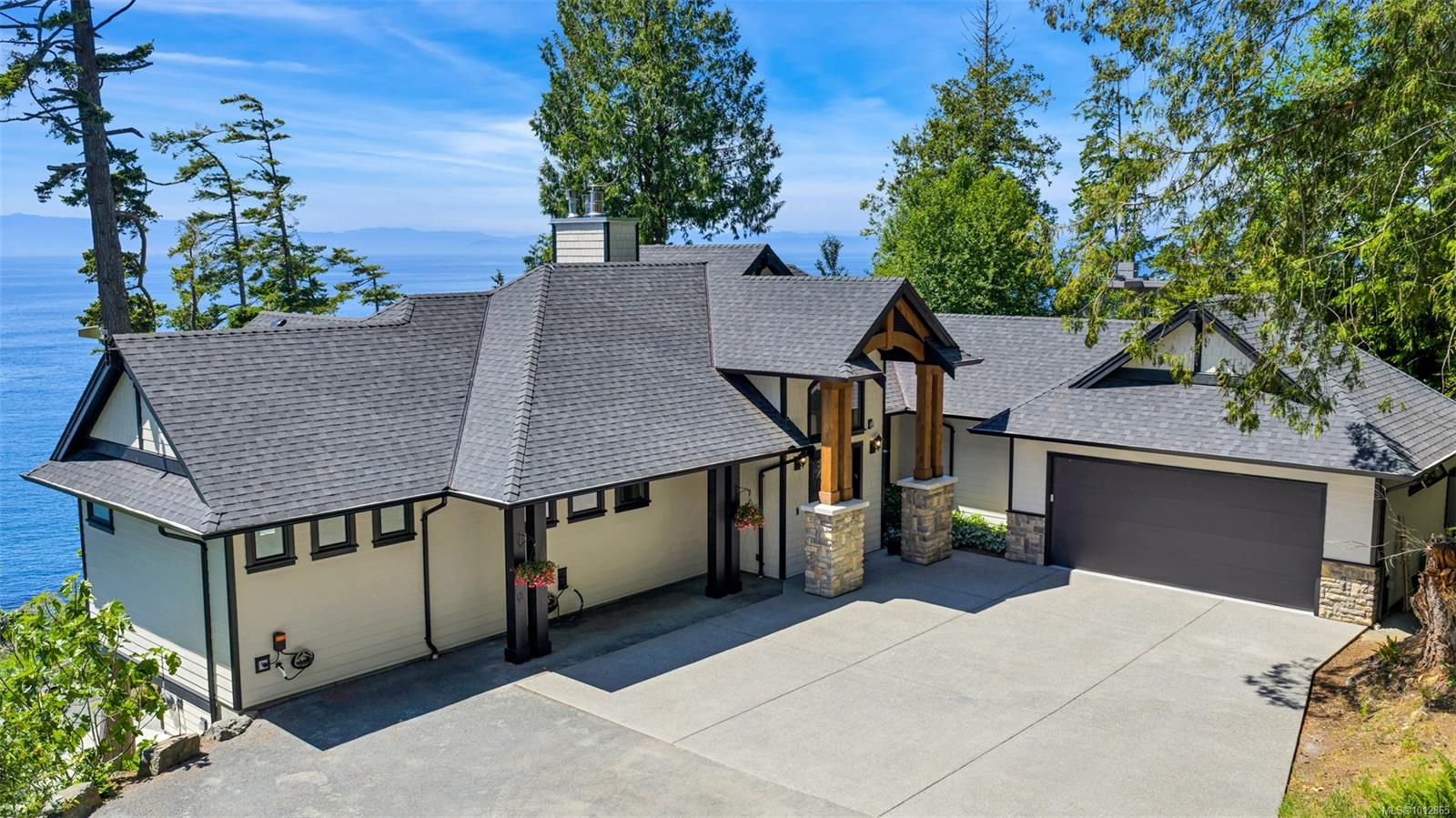2476 Lighthouse Point Rd, Sooke, BC V9Z 1G7