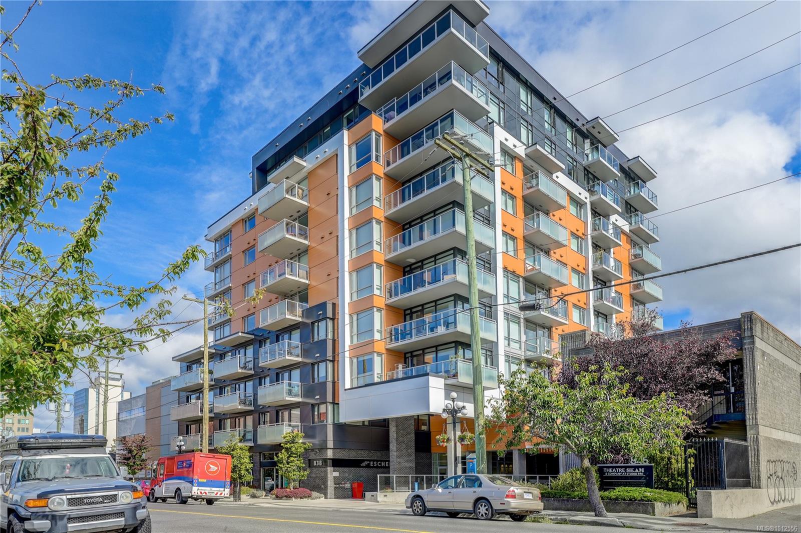 838 Broughton St Apt 405, Victoria, BC V8W 1E4