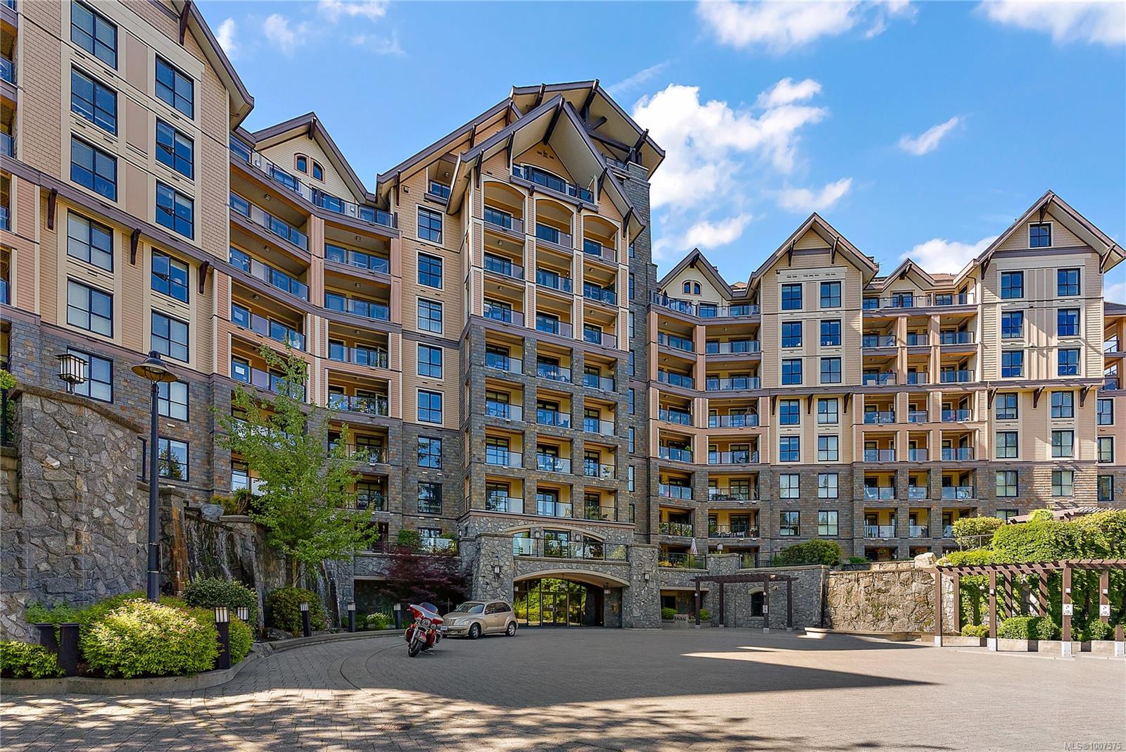 1400 Lynburne Pl Apt 419, Langford, BC V9B 0A4