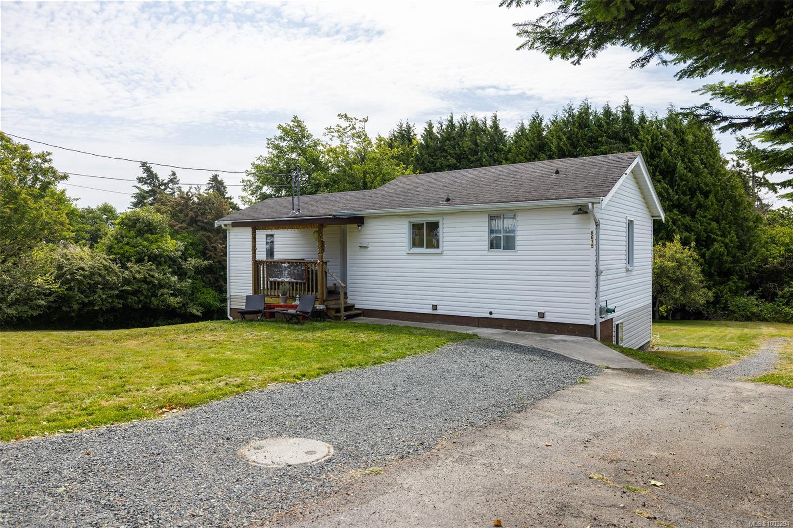6675 Goodmere Rd, Sooke, BC V7Z 1H6