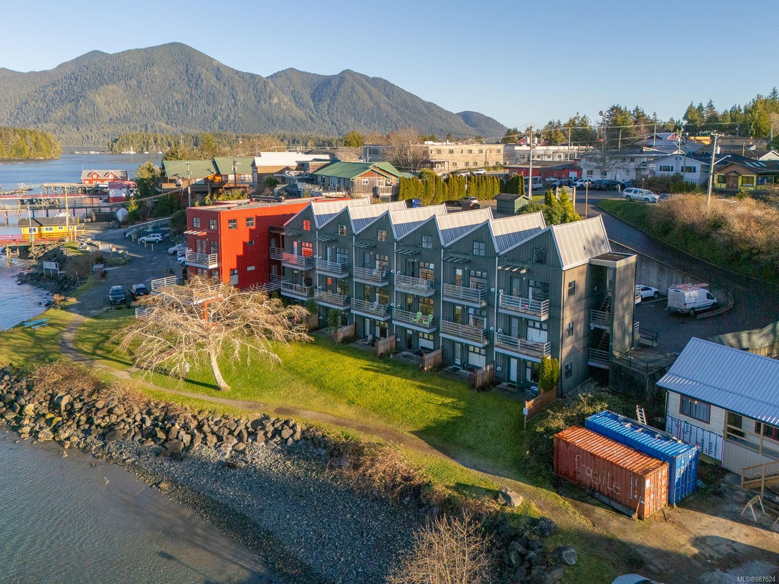 230 Main St Apt 106, Tofino, BC V0R 2Z0