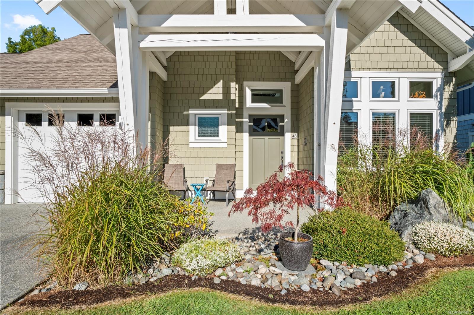 5251 Island Hwy Apt 43, Qualicum Beach, BC V9K 2C1