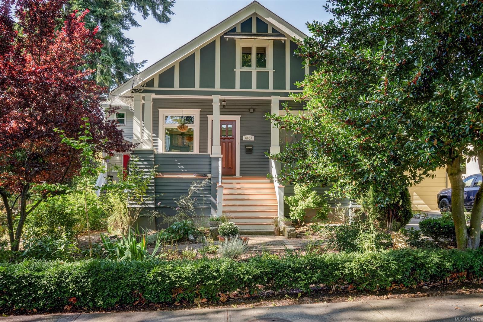 460 Chester Ave #a, Victoria, BC V8V 4C1