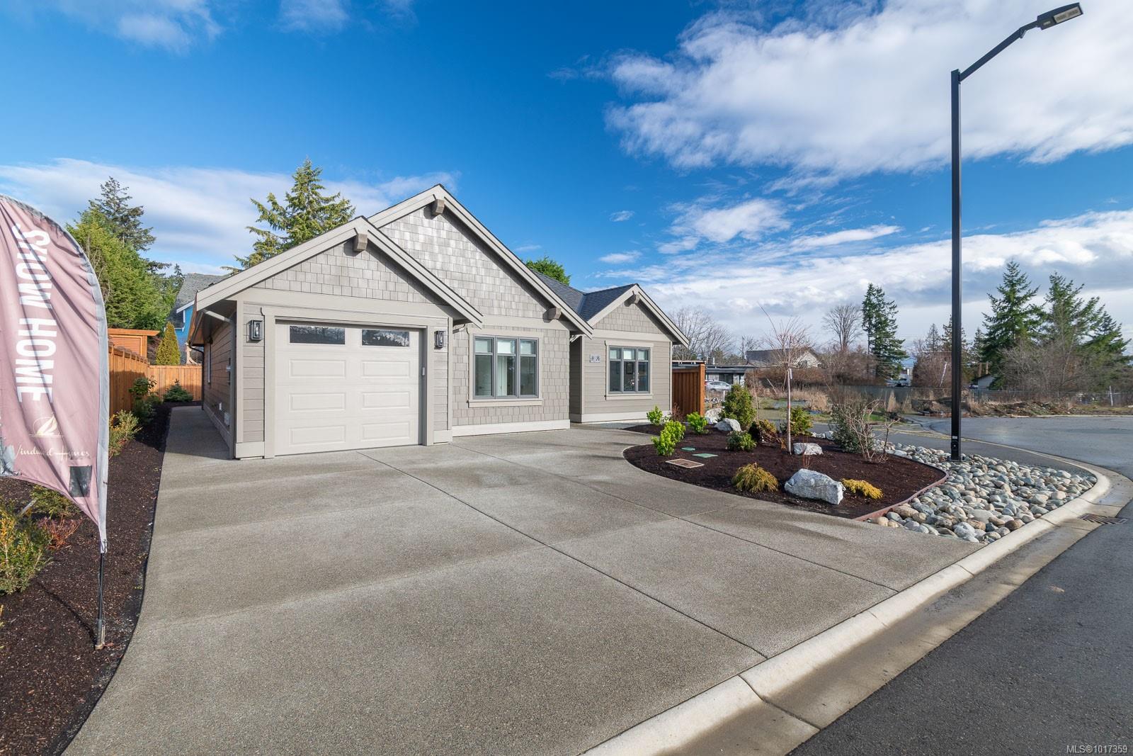 200 Acacia St, Parksville, BC V9P 1H3