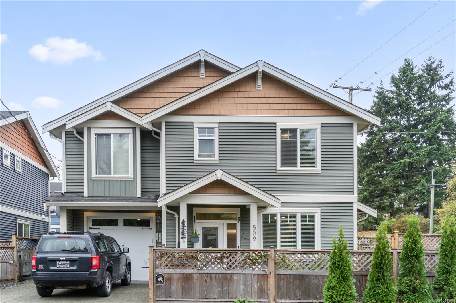 509 Pine St, Nanaimo, BC V9R 2C6