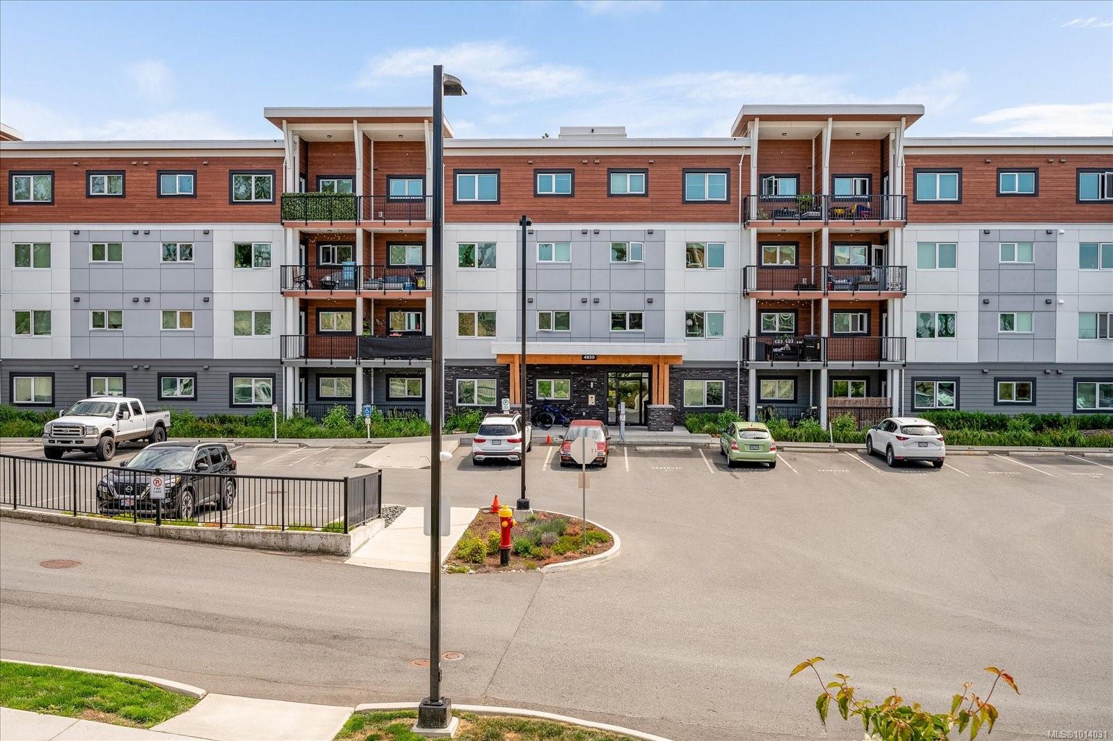 4830 Cedar Ridge Pl Apt 112, Nanaimo, BC V9T 0M8
