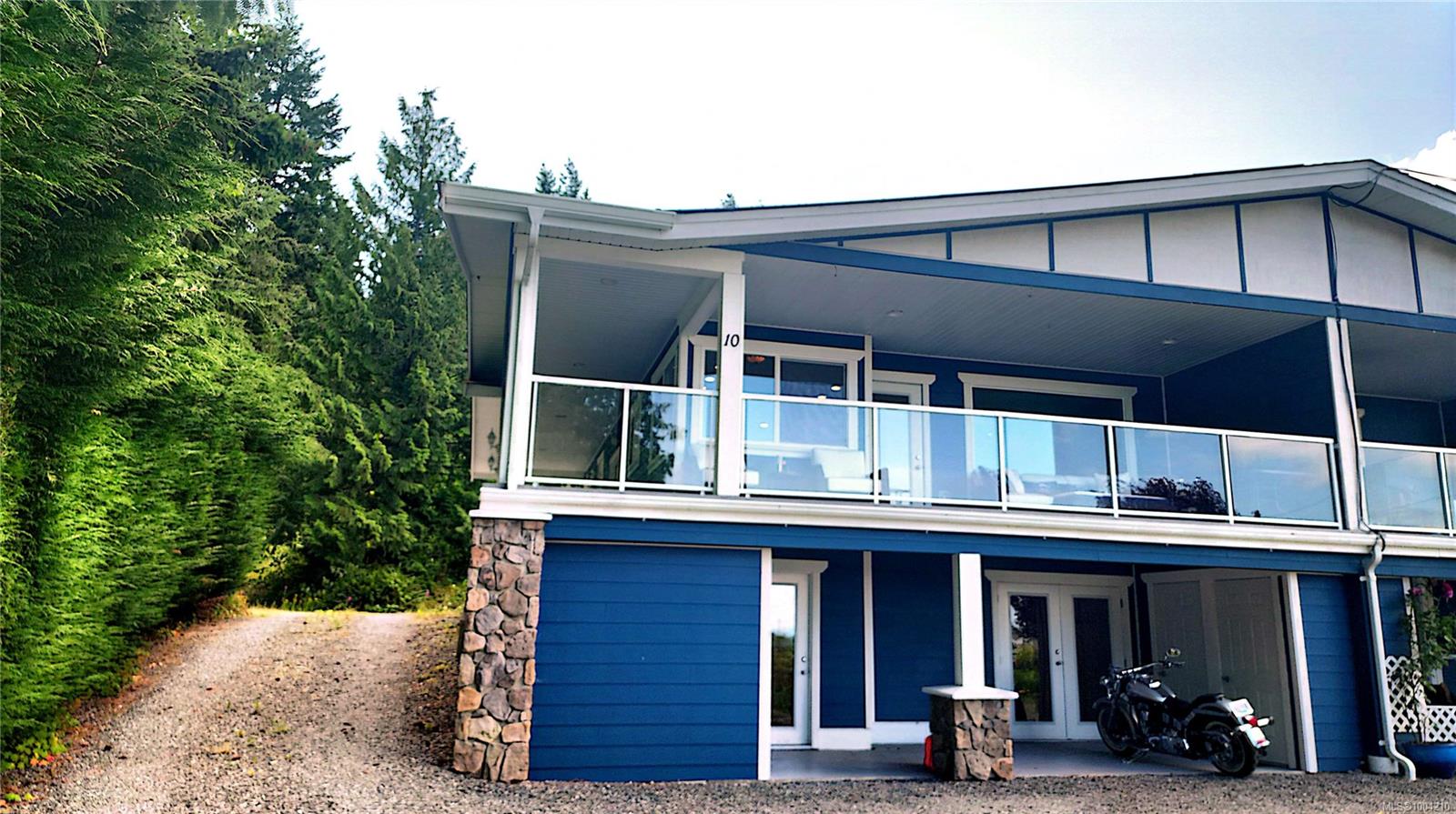 606 Farrell Rd Apt 10, Ladysmith, BC V9G 1W9