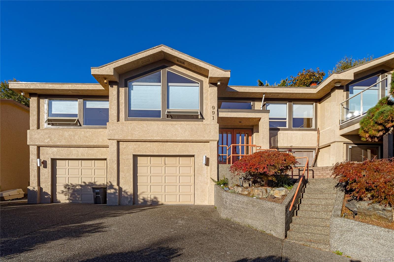 991 Seapearl Pl, Saanich, BC V8Y 2X4