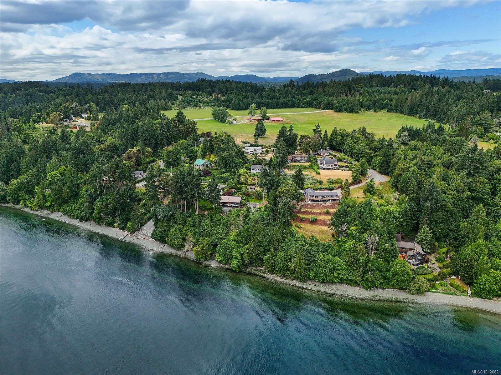 1125 Fairbanks Rd, Duncan, BC V0R 1N2