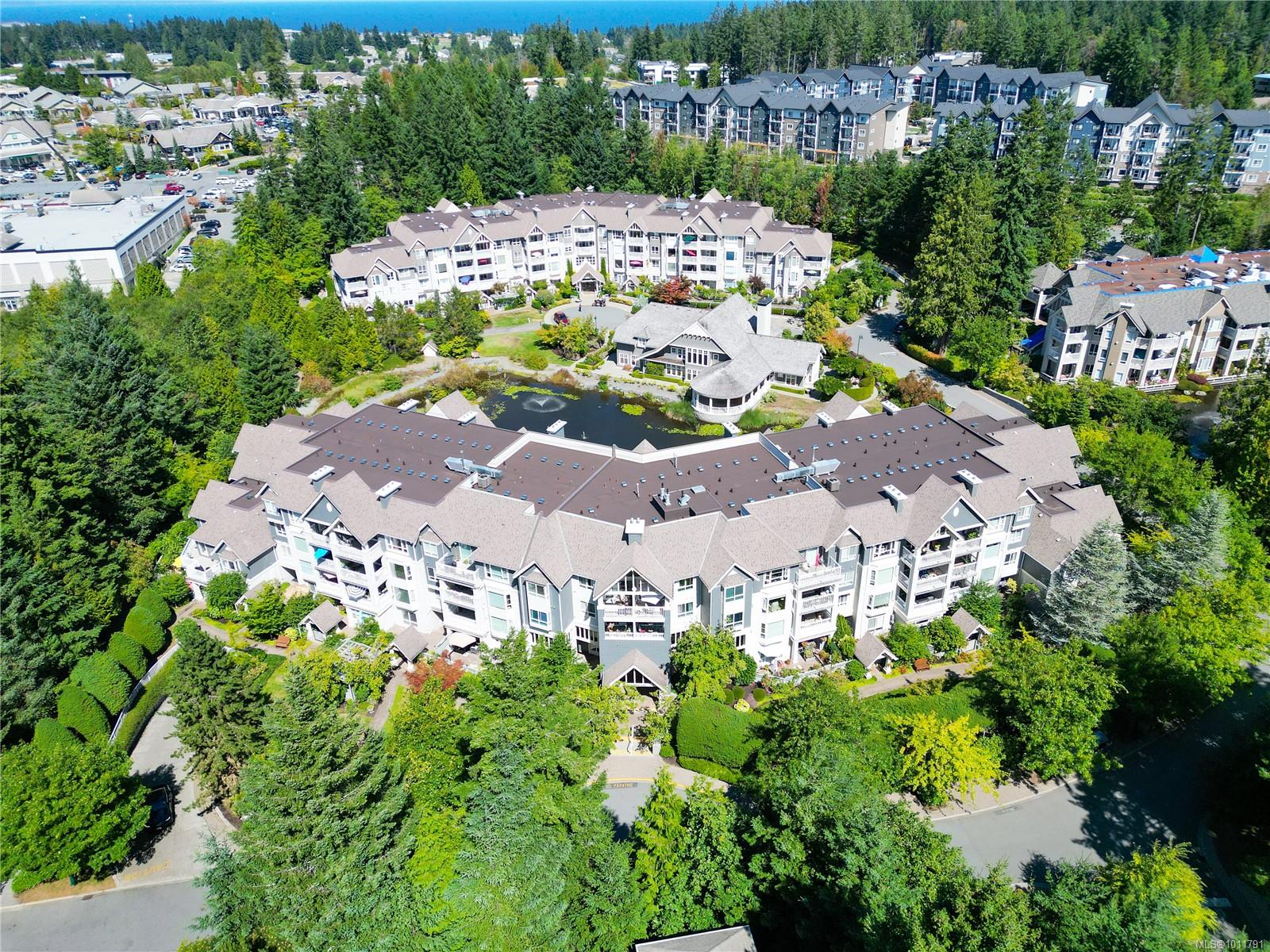 5650 Edgewater Lane Apt 402, Nanaimo, BC V9T 6K1