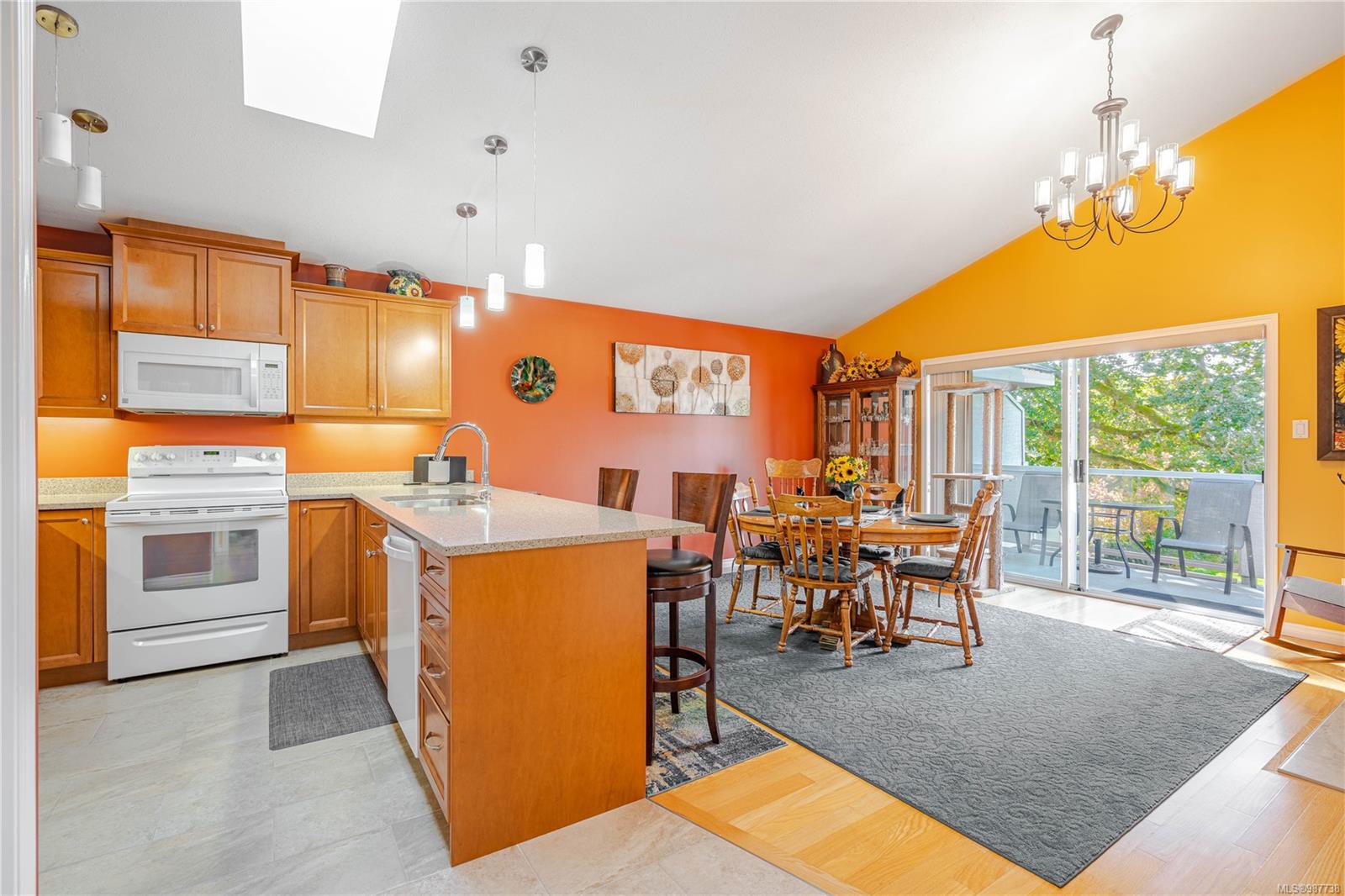 5980 Jaynes Rd Apt 28, Duncan, BC V9L 4X6