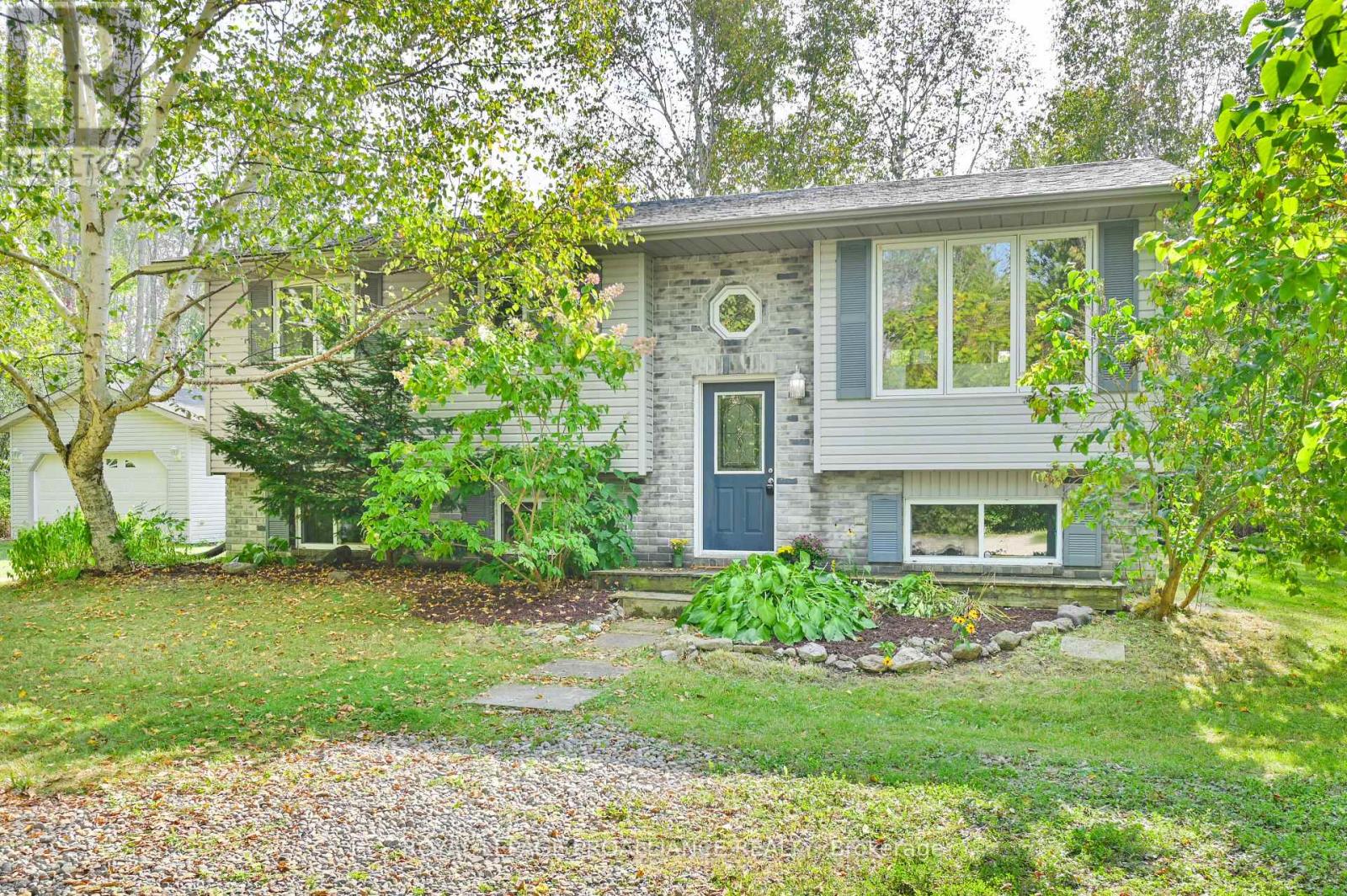21289 Loyalist Pkwy, Prince Edward County Ameliasburgh, ON K0K 1L0