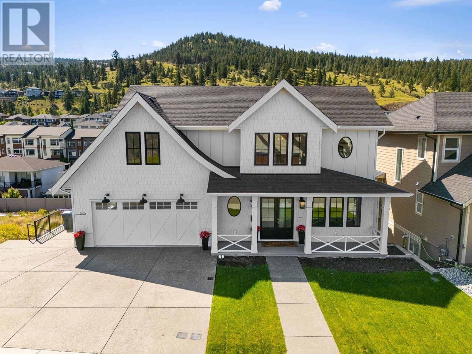 1345 Myra Pl, Kamloops, BC V2E 0C3