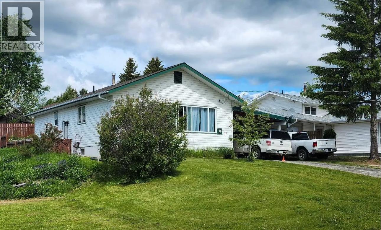 19 Ingenika Dr, Mackenzie, BC V0J 2C0