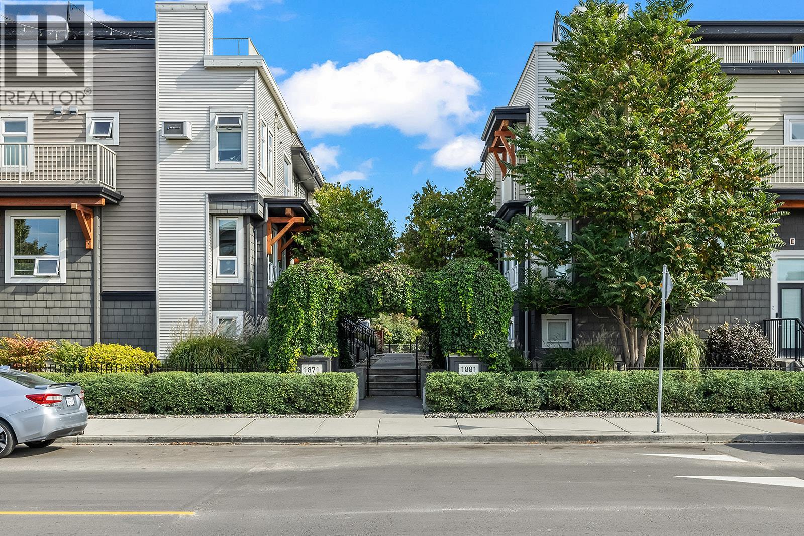 1881 Ambrosi Road Unit 14, Kelowna, BC V1Y 4R8