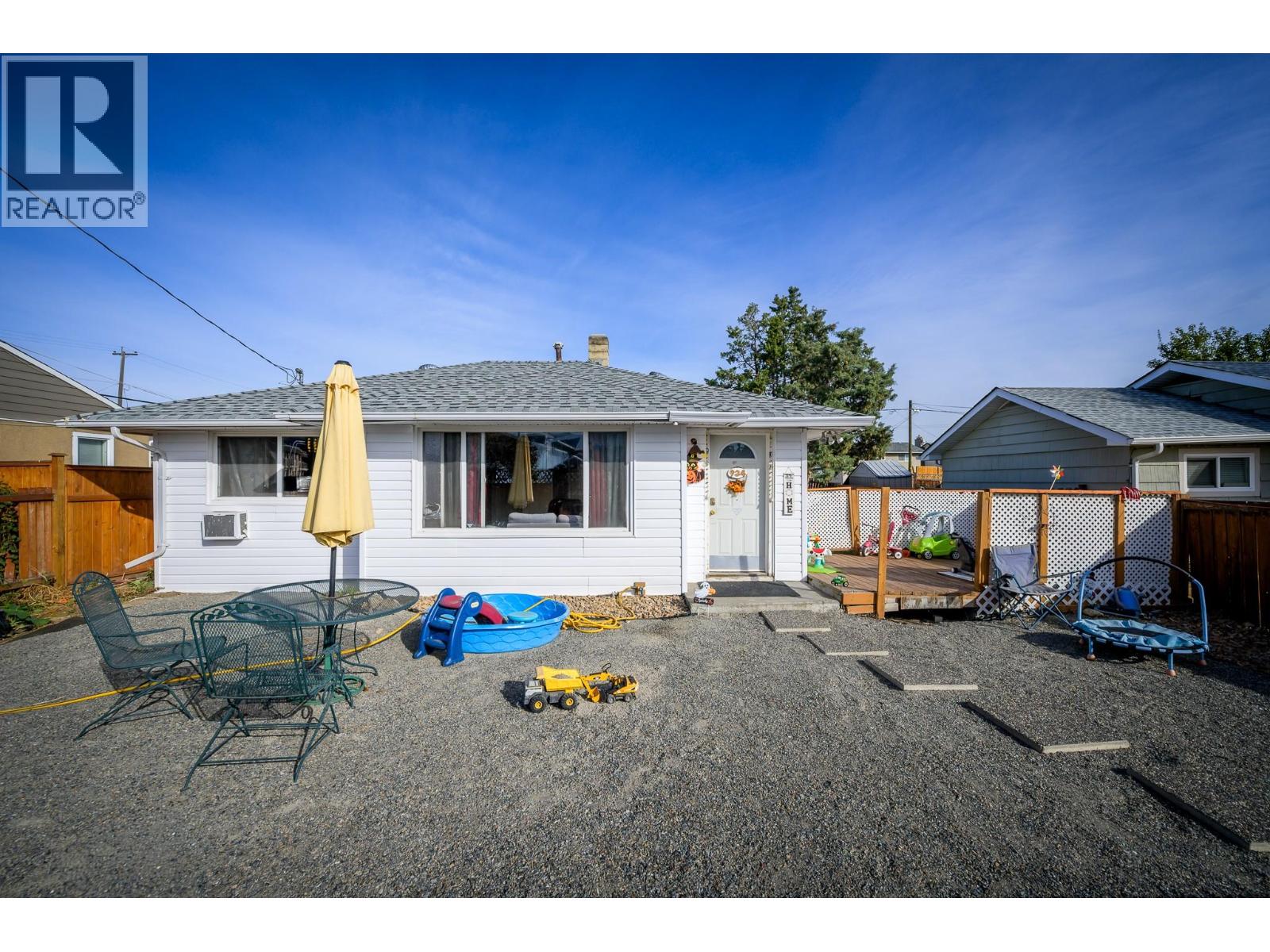 934 Westminster Ave, Kamloops, BC V2B 1P1