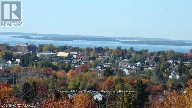 7 Kenreta Dr, North Bay, ON P1B 8X6