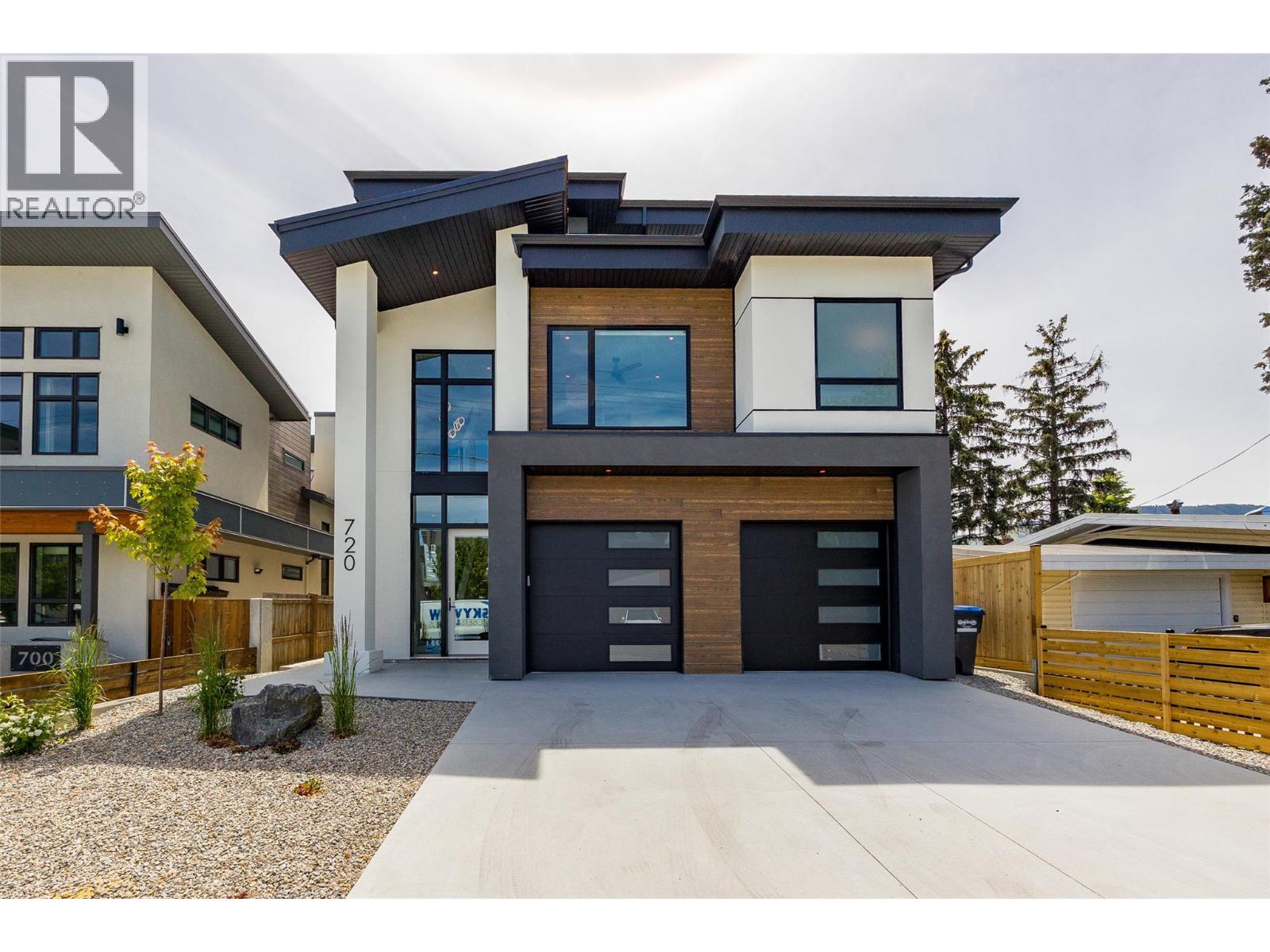 720 Churchill Ave, Penticton, BC V2A 1E1