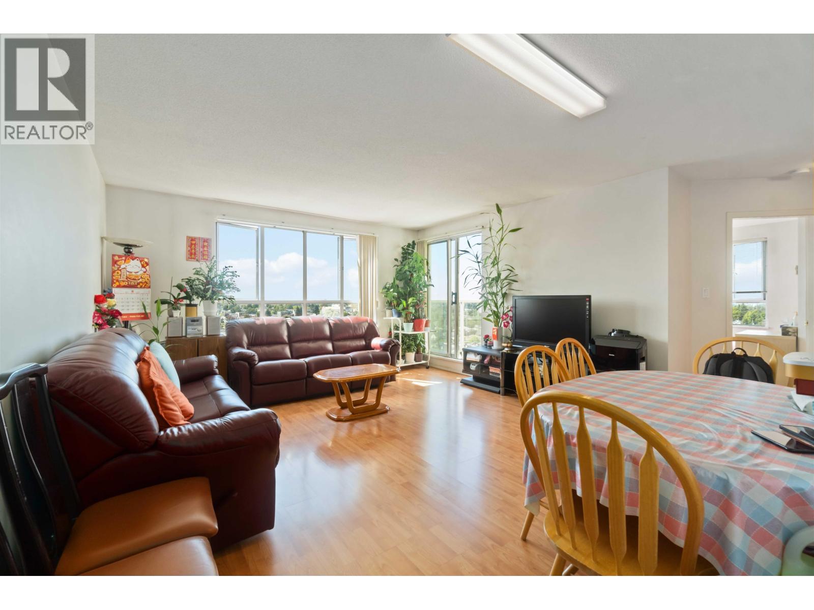 3455 Ascot Place Unit 1204, Vancouver, BC V5R 6B7