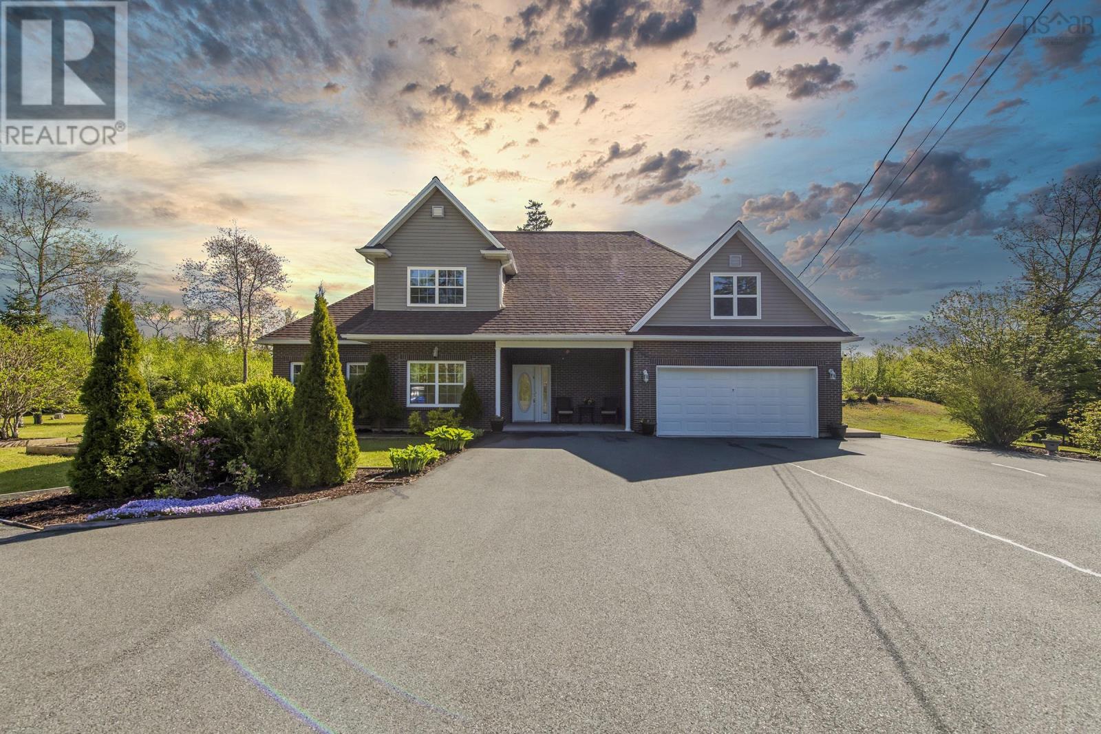 31 Grebe Ave, Timberlea, NS B3T 1J1