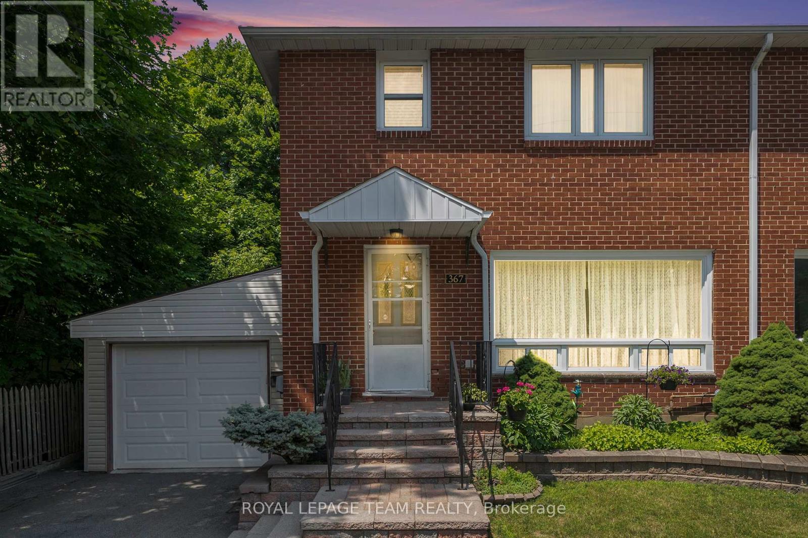 367 Ravenhill Ave, Ottawa, ON K2A 0J5