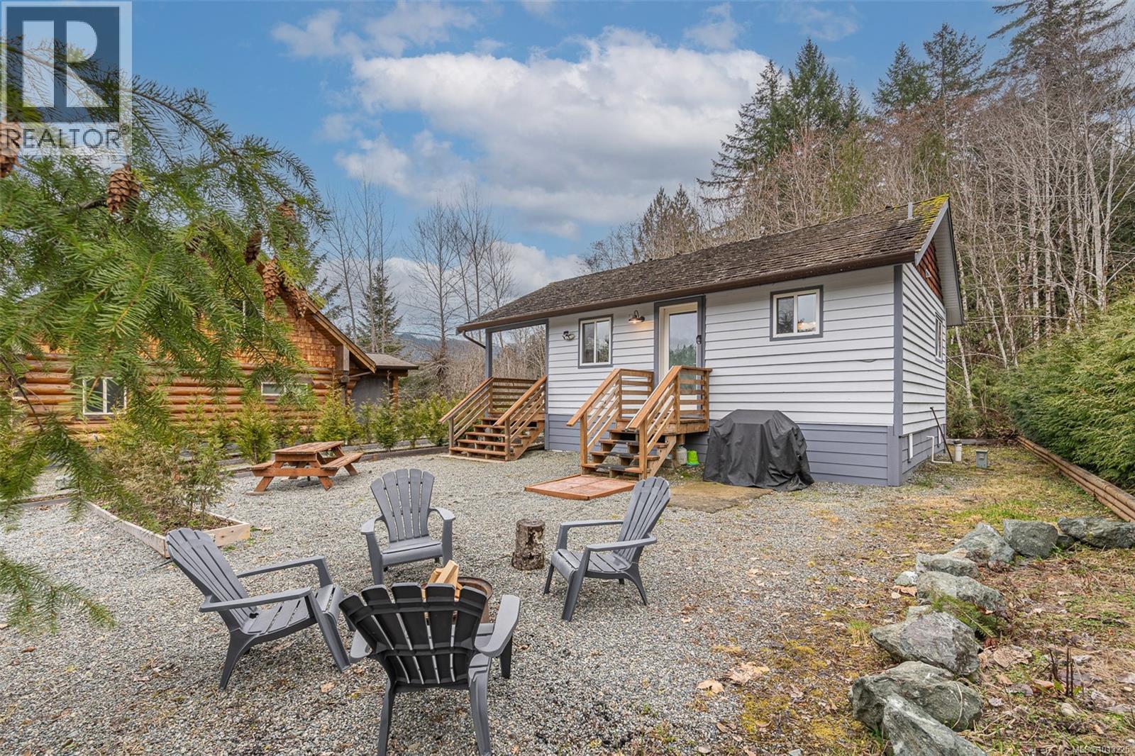 8631 S Shore Rd Unit 6 Rd, Lake Cowichan, BC V0R 2G0