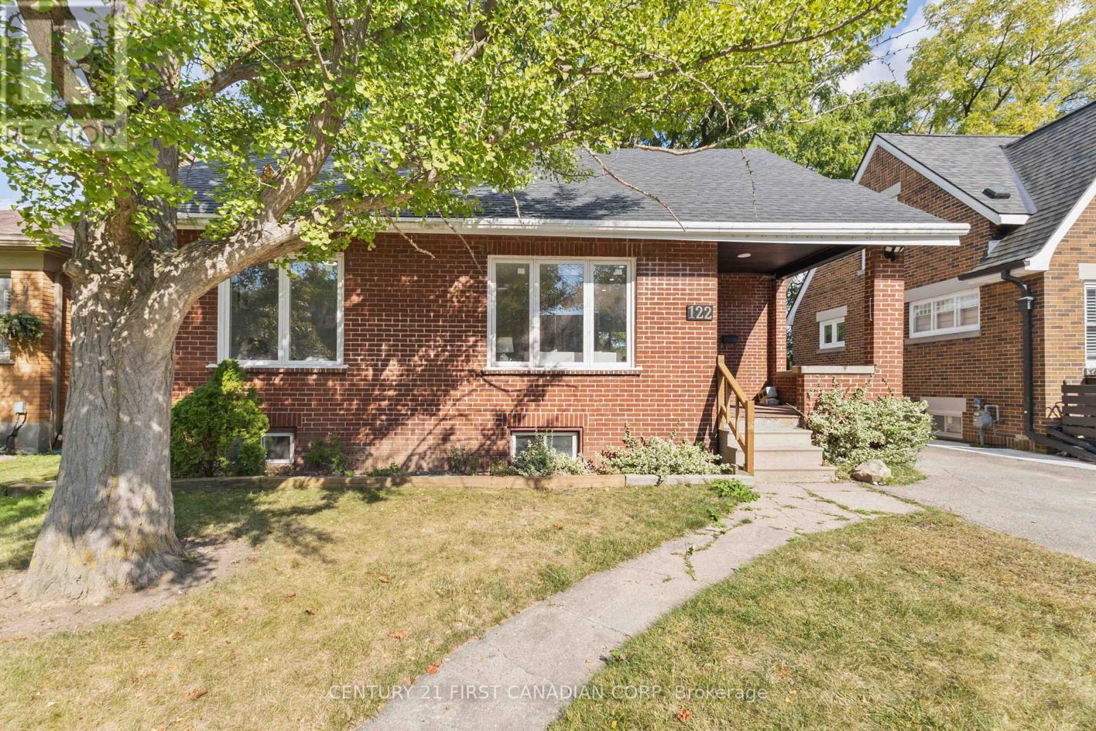 122 Windsor Cres, London, ON N6C 1V9
