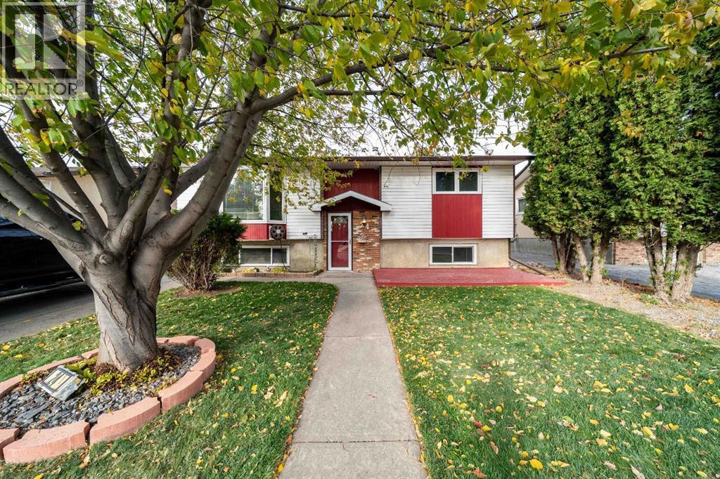 24 Cypress Way SE, Medicine Hat, AB T1B 1G7