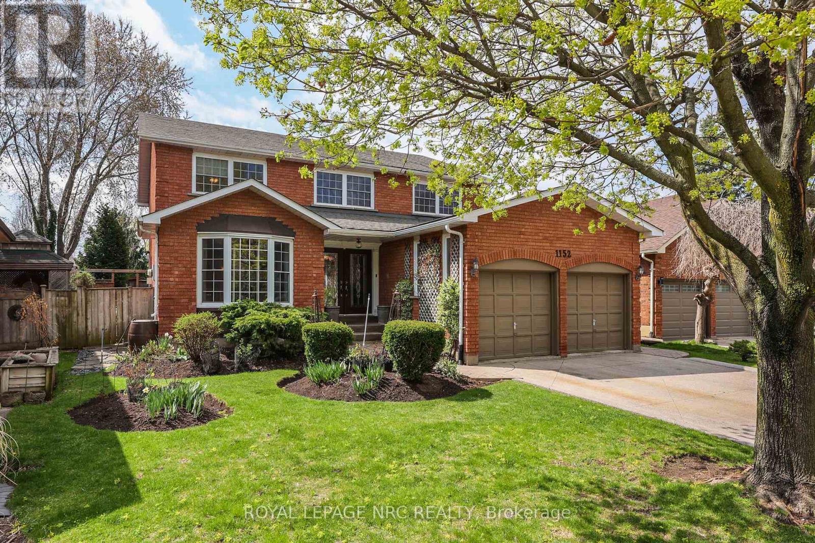 1152 Rushbrooke Dr, Oakville, ON L6M 1K1