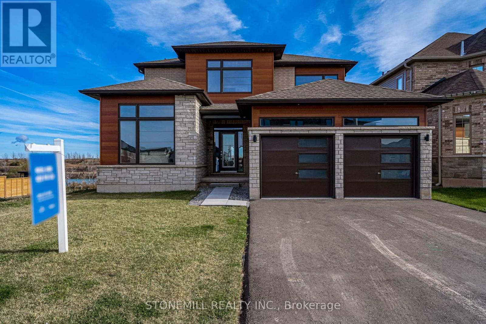 156 Shoreview Dr, Welland, ON L3B 0H3