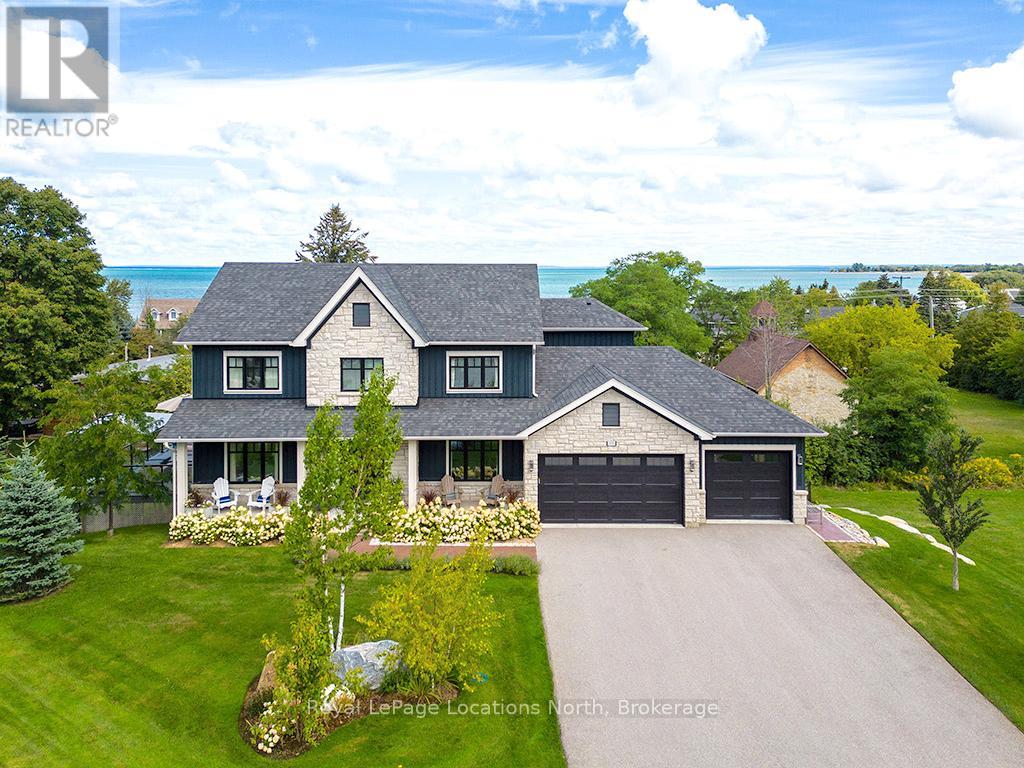 117 Schoolhouse Ct, The Blue Mountains, ON L9Y 0S5