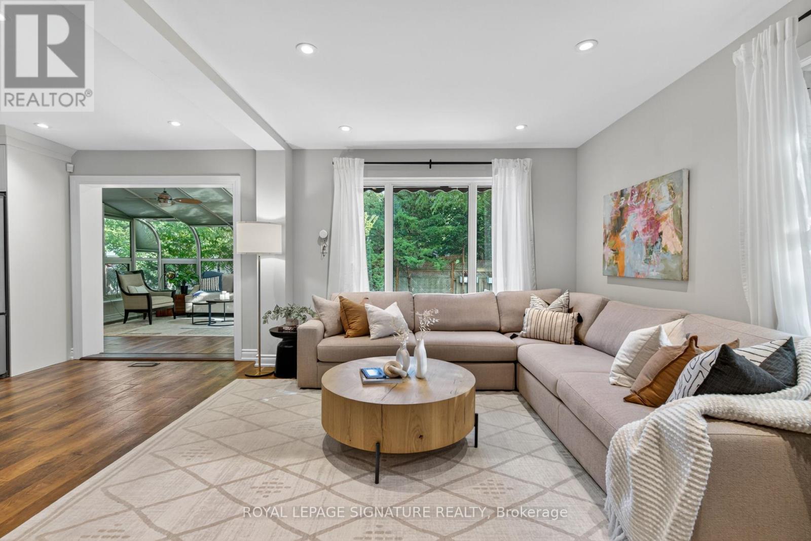 2254 Carol Rd, Oakville, ON L6J 5L1