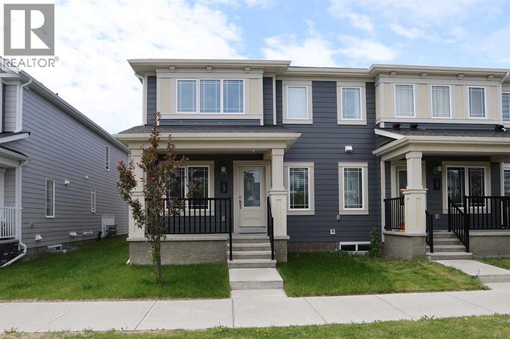 153 Yorkville Ave SW, Calgary, AB T2X 4K4