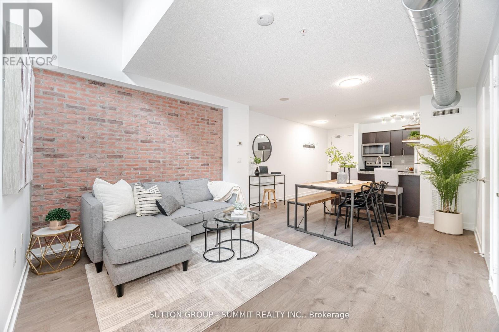 311 1410 Dupont St, Toronto, ON M6H 0B6