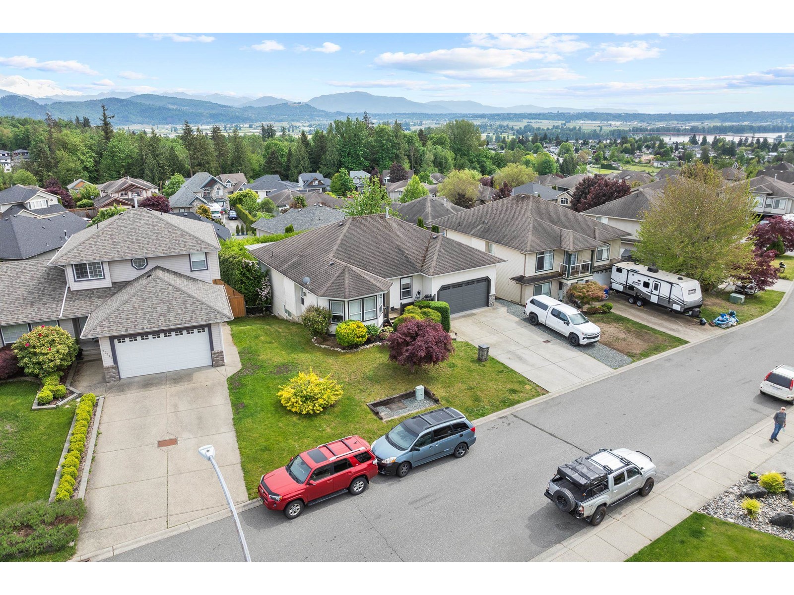 33720 Grewall Cres, Mission, BC V2V 7B7
