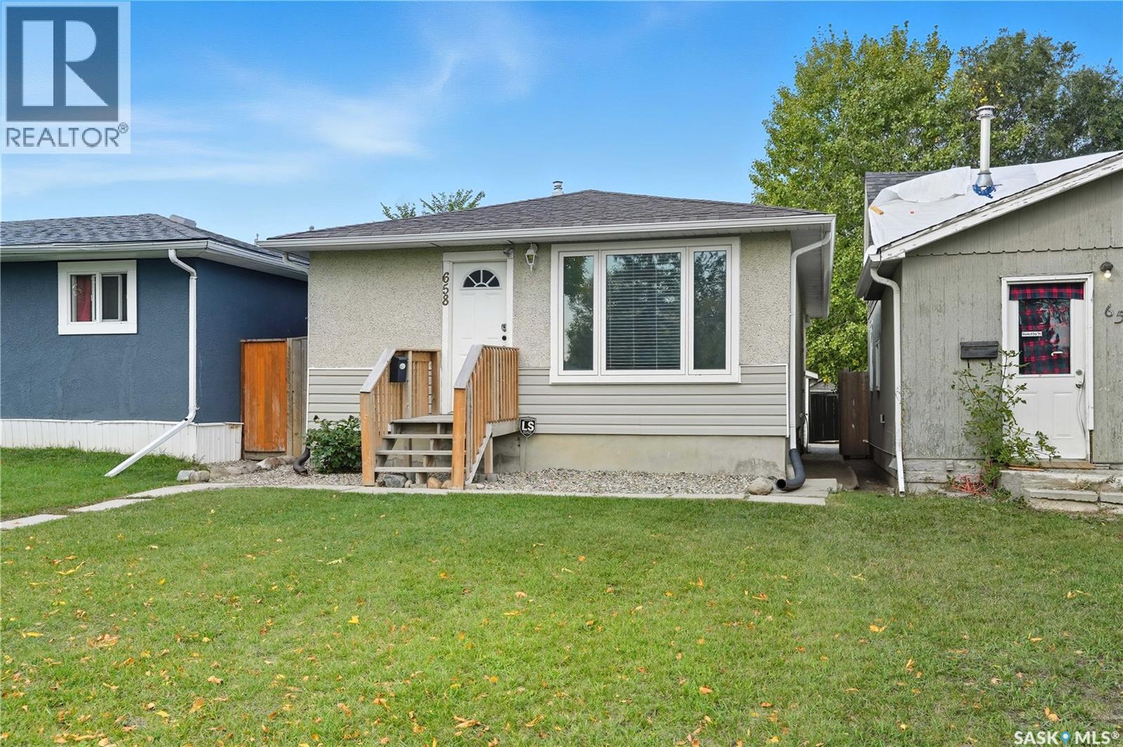 658 Garnet St, Regina, SK S4T 2W8