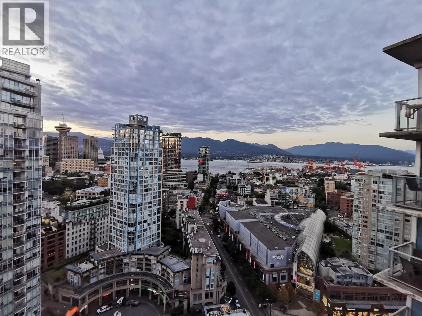 689 Abbott Street Unit 3207, Vancouver, BC V6B 0J2