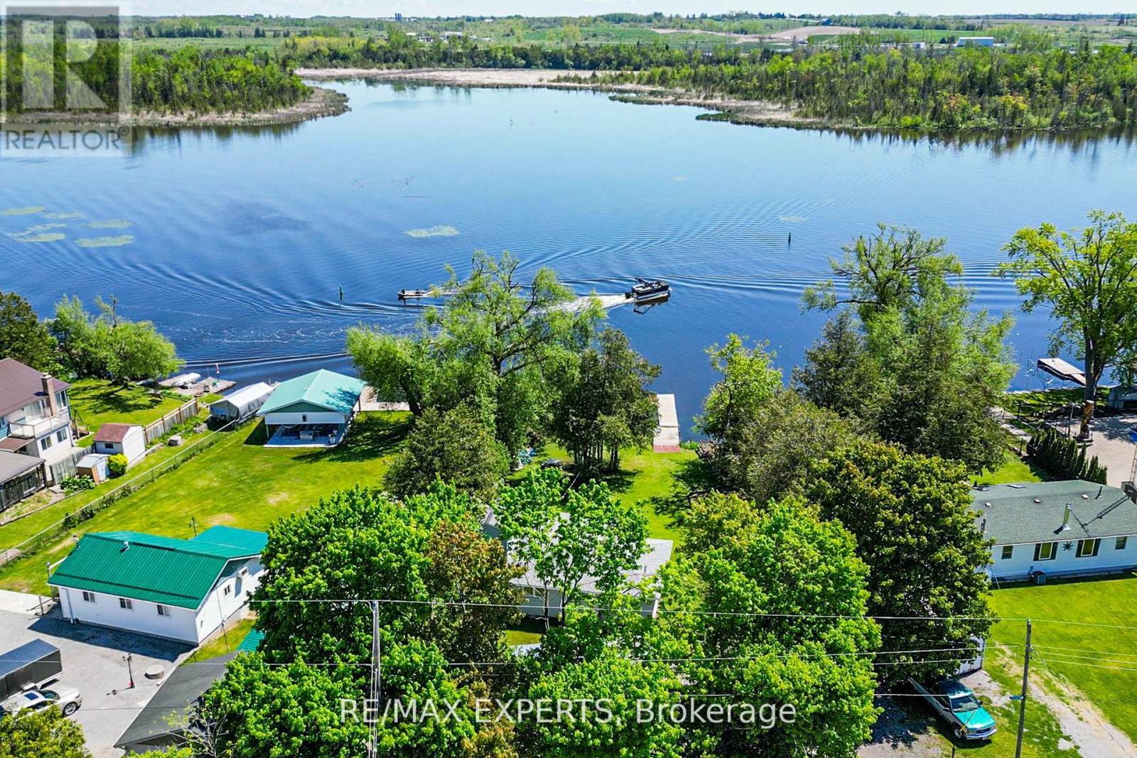 24 Riverside Dr, Kawartha Lakes Ops, ON K9V 0H6