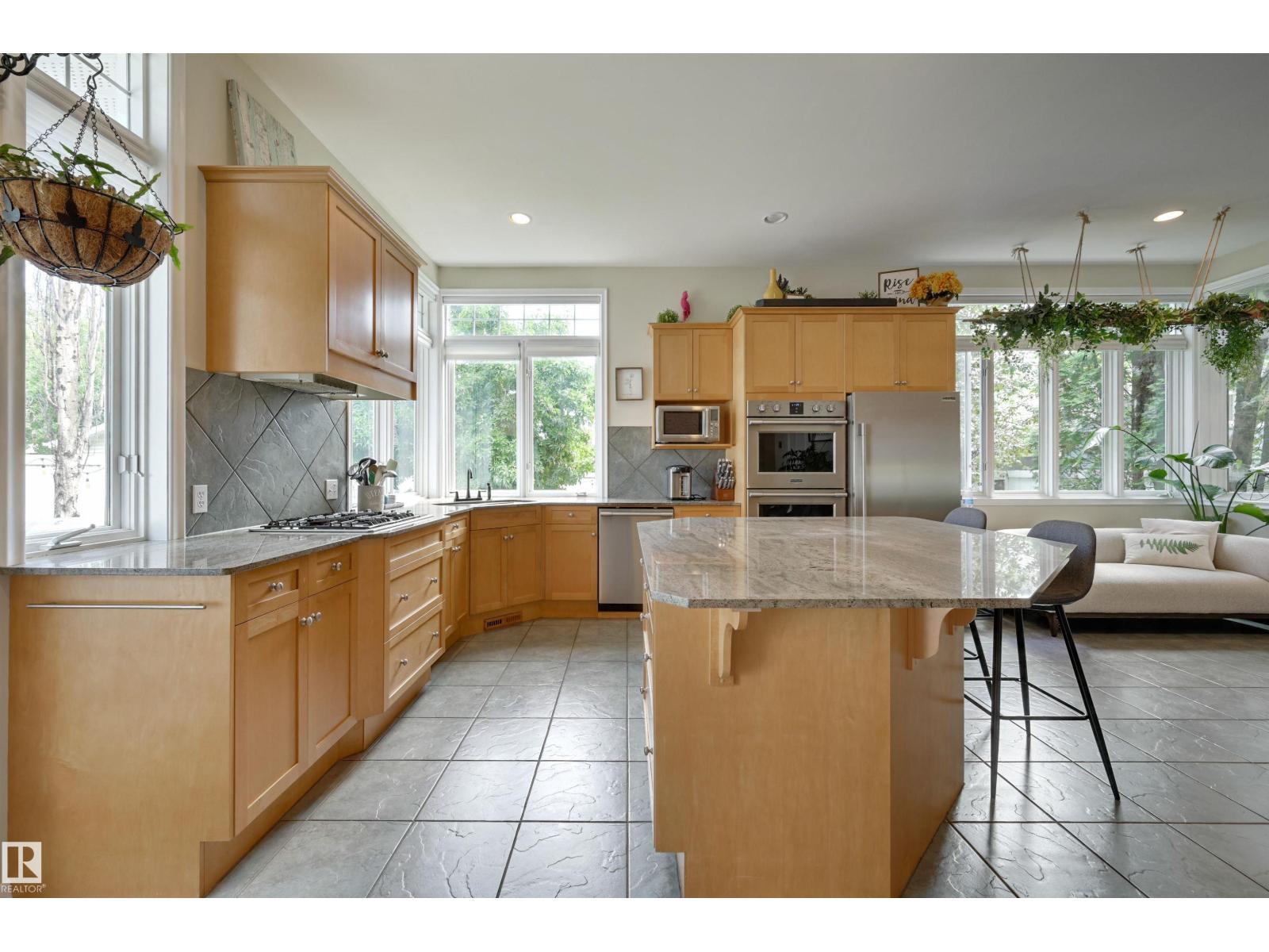 134 St Nw Unit 10615, Edmonton, AB T5N 2B7