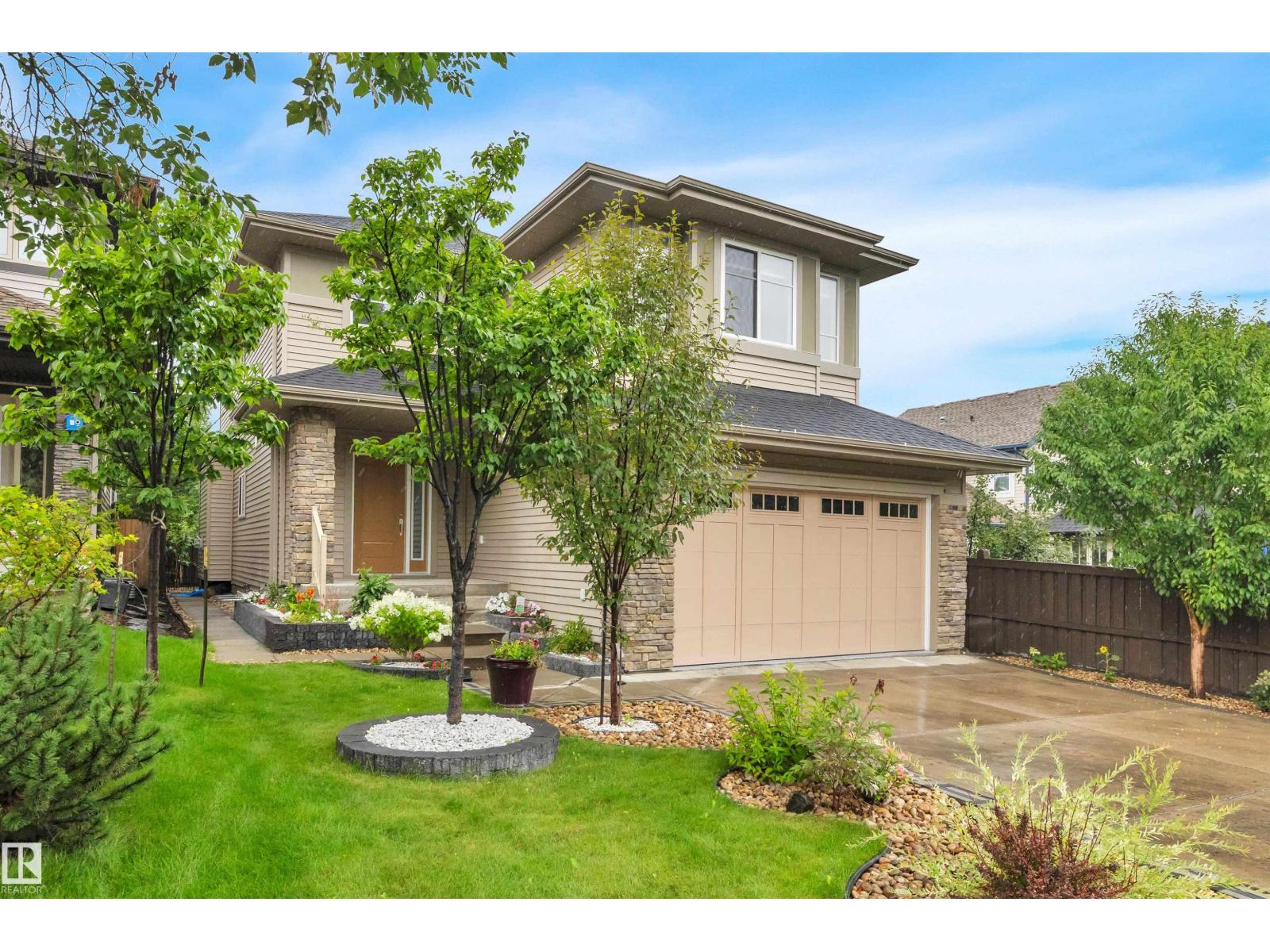 1024 Armitage Cr SW, Edmonton, AB T6W 0K6