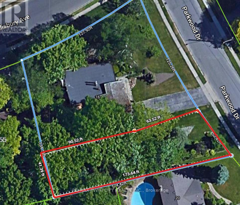 18 Parkwood Dr, Cambridge, ON N1S 3K7
