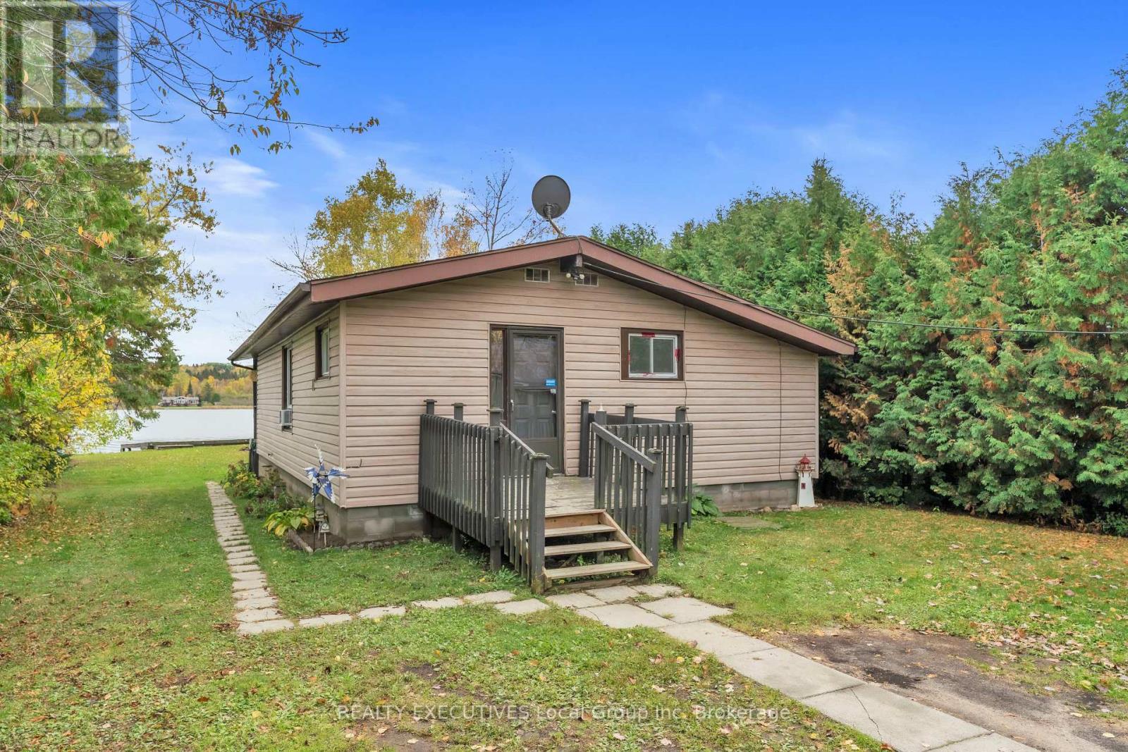 306 Martindale Ln, Bonfield, ON P0H 1E0