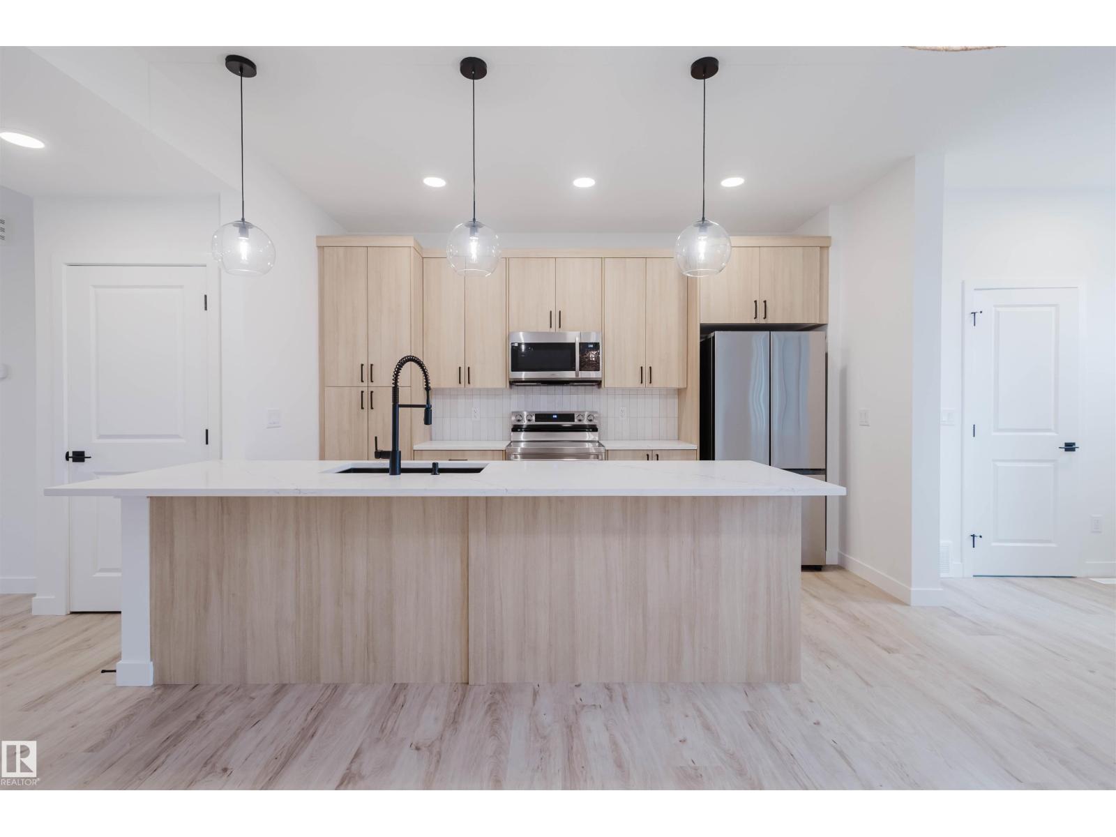 2140 Crossbill Ln NW, Edmonton, AB X0X 0X0
