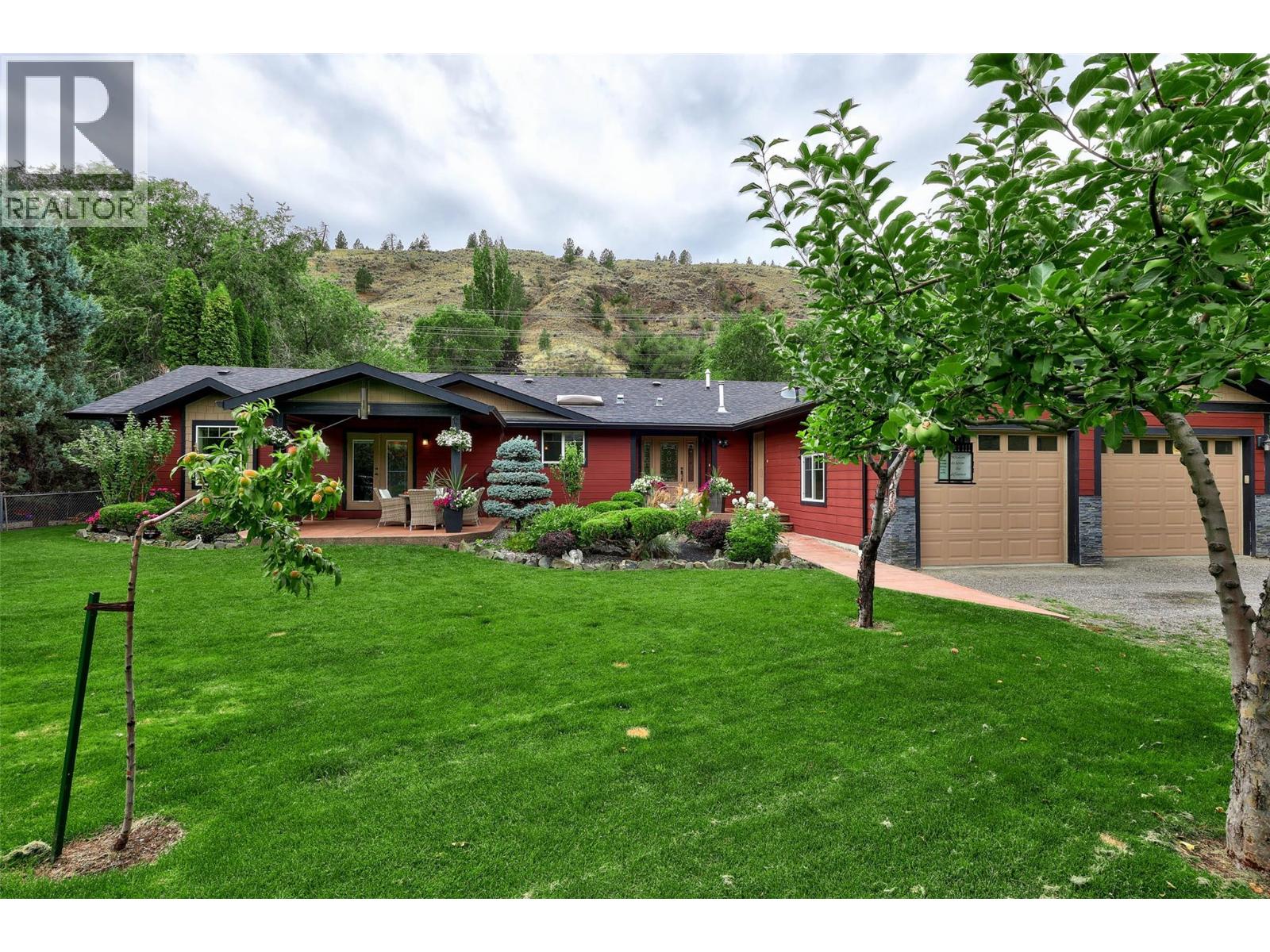 2546 Elston Dr, Kamloops, BC V2B 6X3