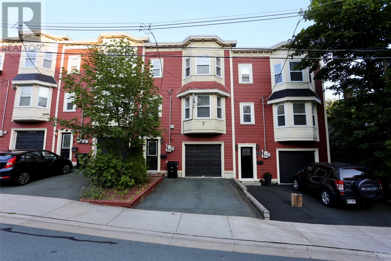 7 Deanery Ave, St. John's, NL A1E 1H5