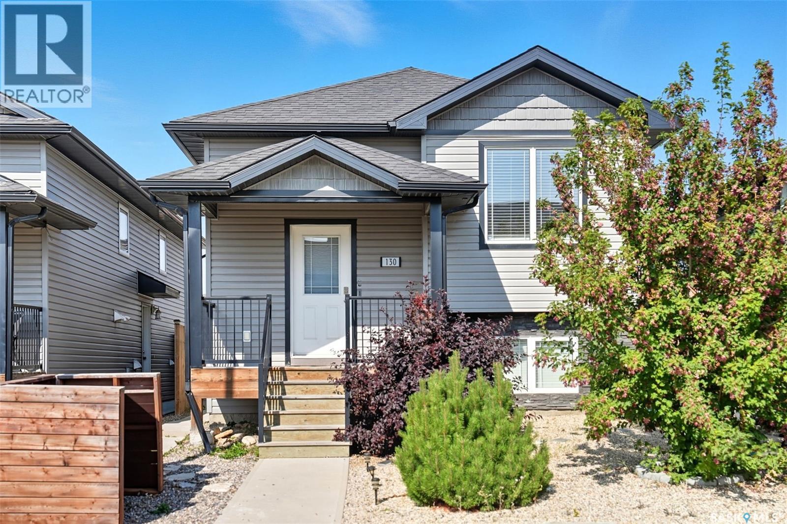 130 Wyant Ln, Saskatoon, SK S7W 0N8