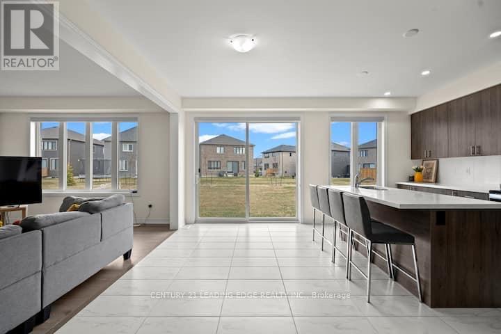 165 Rosanne Cir, Wasaga Beach, ON L9Z 0N1