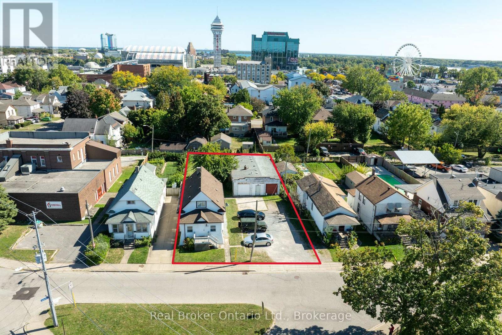 5464 Lewis Ave, Niagara Falls Clifton Hill, ON L2G 3R7