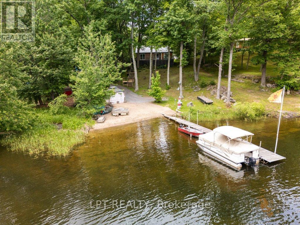 31 Acorn Ln, South Frontenac, ON K0H 2V0