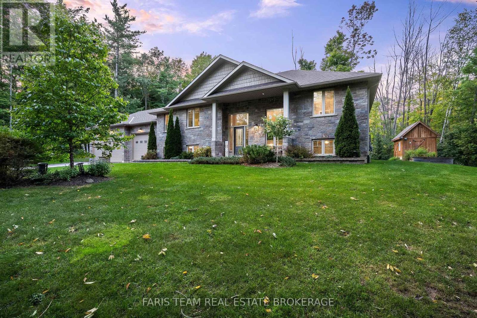 1559 Rimkey Cres, Severn, ON L3V 0E9